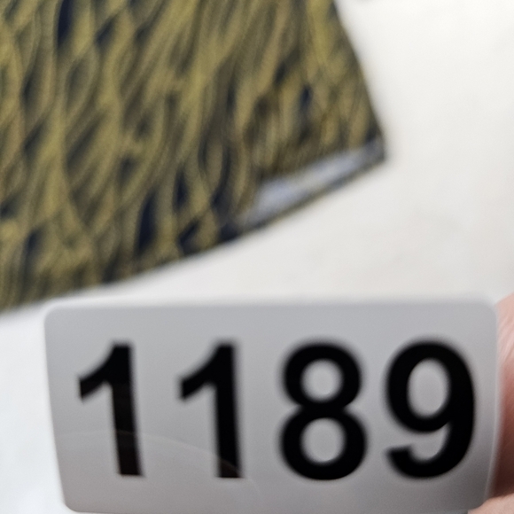 Michael Kors blouse flared sleeve 2X womens gold chain print short sleeve - Picture 8 of 8